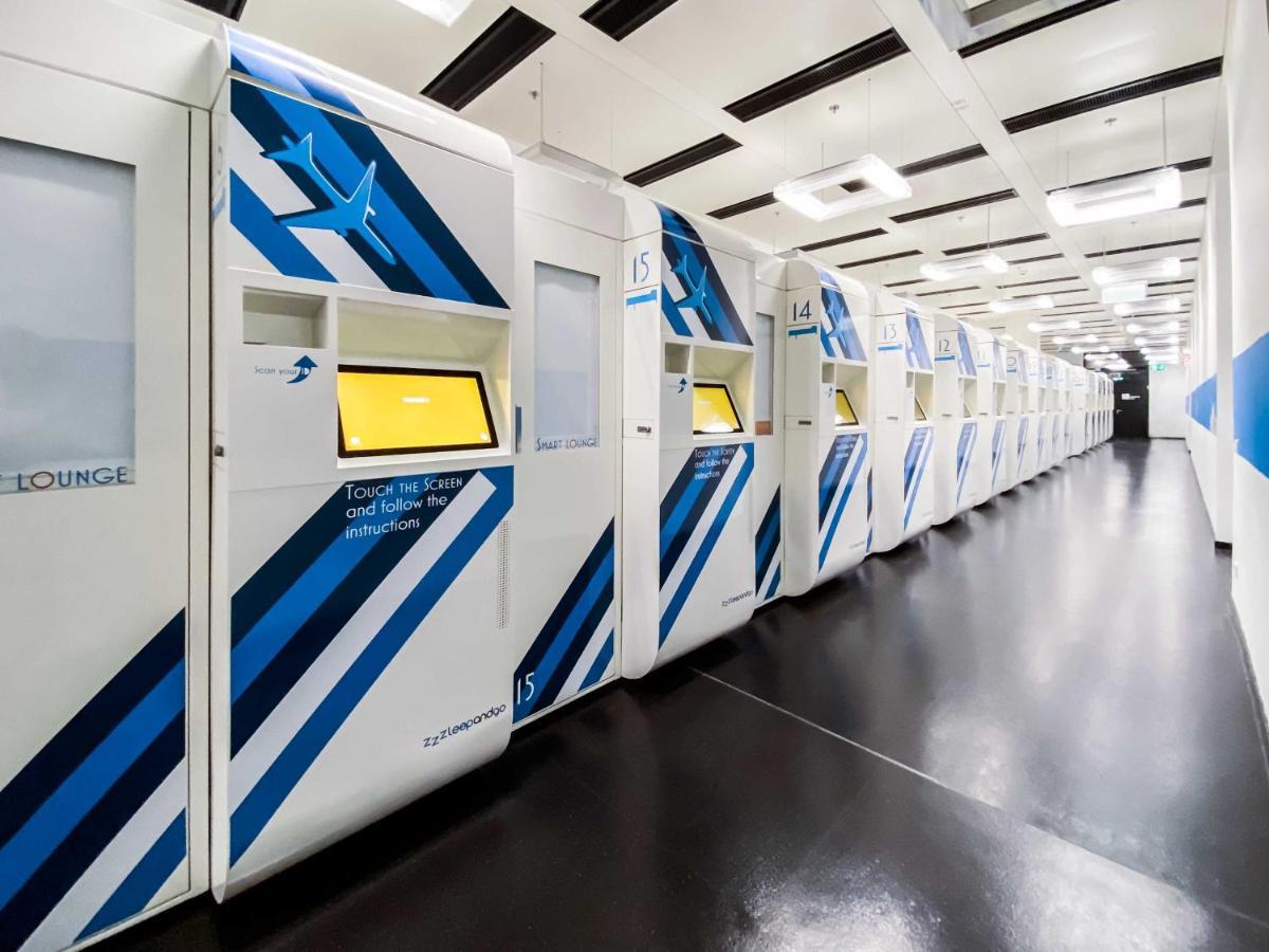 Resting Pods - Zzzleepandgo Wien Airport Schwechat Kültér fotó